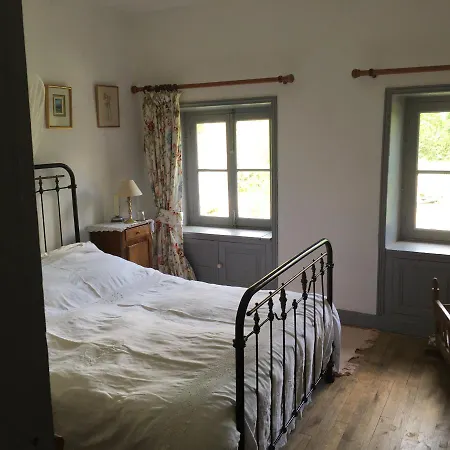 Le Manoir And Le *