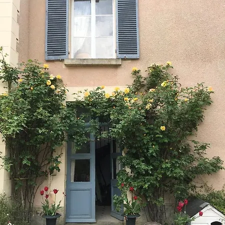 Le Manoir And Le *